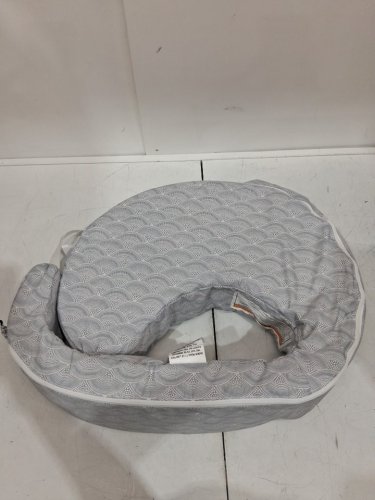 my brest friend original posture support nursing breastfeeding support pillow with pocket and removable slipcover - HORIZON/GREY/WHITE image 2