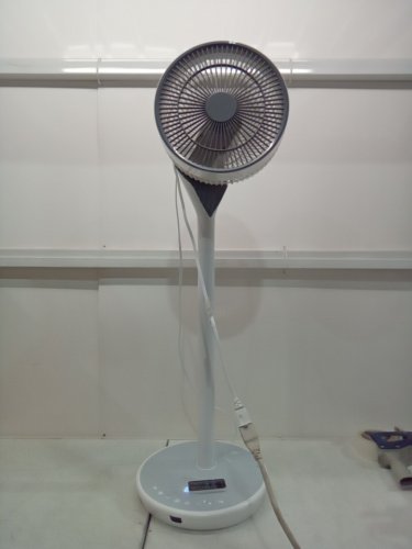 IRIS USA WOOZOO Pedestal Standing Fan with Remote - 12speeds - white\grey (model:100137) image 2