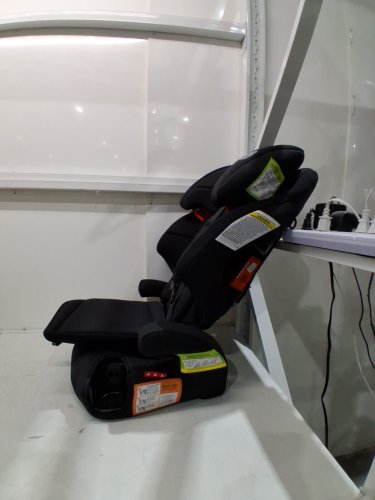 GRACO TRANZITIONS 3-IN-1 HARNESS/HIGHBACK/BACKLESS BOOSTER CAR SEAT - 100LBS MAX/CAP - PROOF/BLACK (MODEL: 2035724) image 4