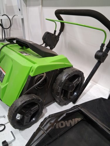 GREENWORKS CORDED DETHATCHER - 120V - 13AMP - 14" - GREEN/BLACK (MODEL: DHA103) image 7