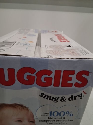 136pk huggies baby snug and dry disposable diapers - size 5 (27lb+) - Disney Pattern image 3