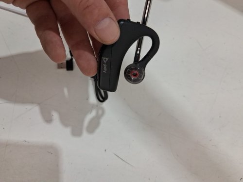 POLY VOYAGER LEGEND 30 HEADSET - BLUETOOTH SINGLE EAR HEADSET WITH MIC - CONNECTS TO PC, MAC, TABLET, CELL PHONE - NOISE CANCELLING - BLACK (model: vnp5012138) image 4