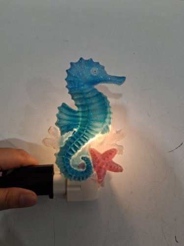 Novelty Lights LED Seahorse Night light - warm white (model: NL-LED-SEAHORSE) image 3