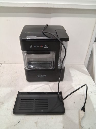 Frigidaire Gallery 38 lbs. Countertop Nugget Ice Maker-easy crush ice-Black (model: efic264-black/fgic264-black) image 3