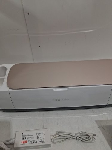 CRICUT Maker 4 SMART CUTTING MACHINE - seashell - (MODEL: CXPL3038/‎8002707) image 4