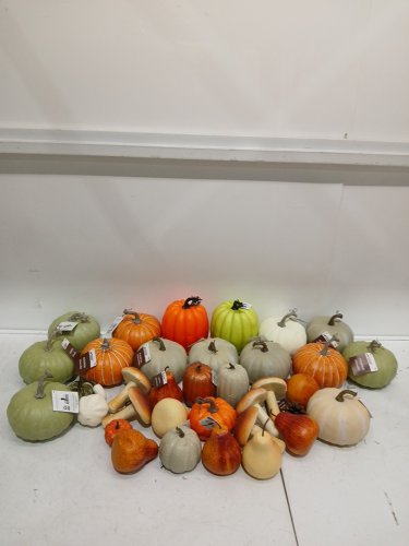 25PC+ ASSORTED FALL STYLE FILLER DECOR - PUMPKINS, ACORNS, PINECONES AND MORE - VARIOUS SIZES image 2