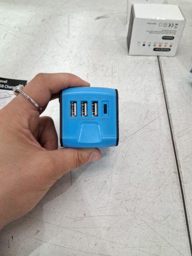 viyafit international travel power adaptor- 250V -blue (model: SL-199-3U-T) image 3