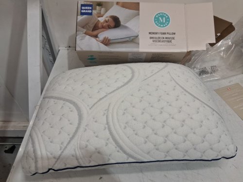 MARTHA STEWART MEMORY FOAM COOLING PILLOW - QUEEN (18" X 28") (MODEL: 1392500) image 2