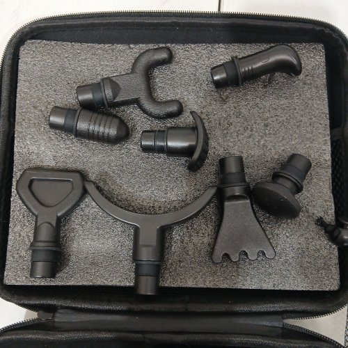 WATTNE MASSAGE DEEP TISSUE PERCUSSION MASSAGE GUN WITH ASSORTED ATTACHMENT HEADS - CARBON (MODEL: W2/RC-MG-010) image 4
