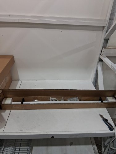 TENSION CURTAIN ROD - 36 TO 27" - WHITE (MODEL: PO-B2 A255) image 3