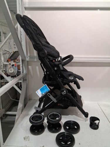MAXI-COSI LARA ULTRA COMPACT foldable STROLLER - ESSENTIAL BLACK (MODEL: 01323CFNA) image 3