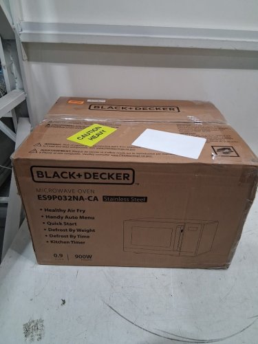 BLACK+DECKER 5-in-1 Microwave Oven with Air Fry, Bake, Roast and Convection Cooking - 0.9CU.FT - BLACK/SILVER (MODEL: ES9P032NA-CA) image 3