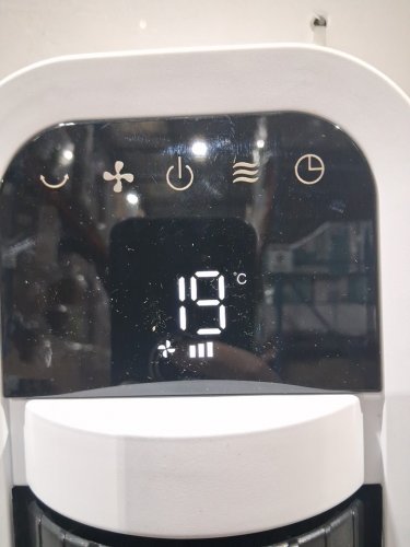 omnibreeze premium 38" Rotating tower fan with wifi CONTROL, 5-SPEEDS & REMOTE - white/BLACK (model: 5333021/dc2313r-g) image 4