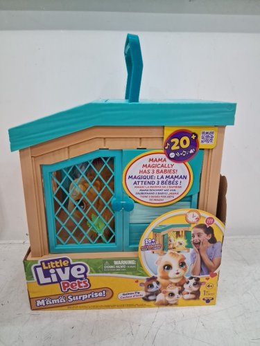 little live pets Mama Surprise Soft Interactive Mama Guinea Pig and her Hutch (model: 26410) image 3