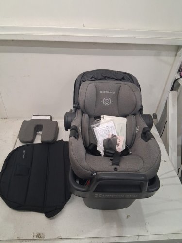 UPPAbaby Aria v2 Lightweight Infant Car Seat + Base - 4-22LB - greyson (MODEL: 1002-ari-ca-gre) image 4
