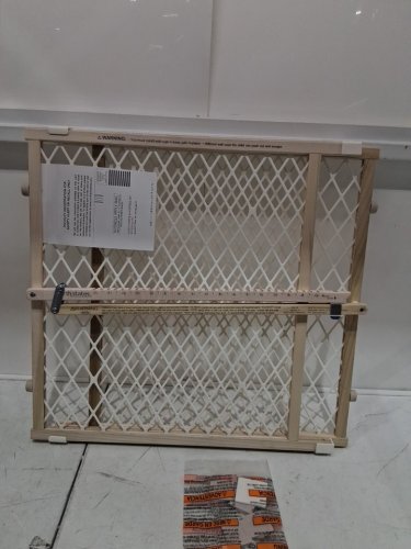 toddleroo by North States Diamond Mesh safety Gate - 26.5" - 42" x 23" - wood (model: 4600) image 4