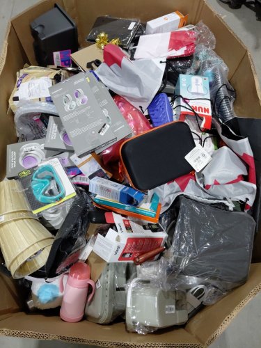 assorted MIXED item MYSTERY PALLET - VARIOUS PRODUCTS - aprox 300+ - (pallet #28) image 3