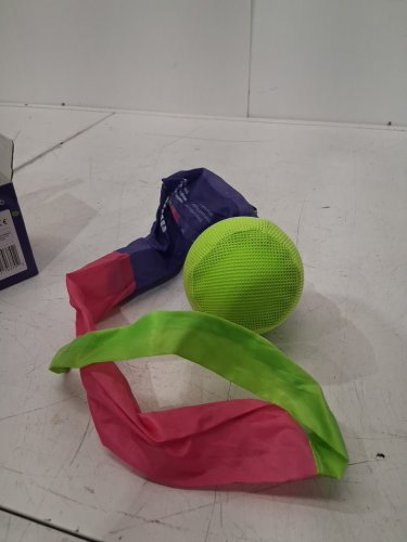 wonderfun flash catch light-up slingtail ball toy game - 36" - multicolored image 3