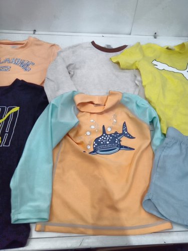 4 ASSORTED KID'S CLOTHES - SIZES 4-5 image 3