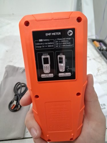 3-in-1 Neoteck EMF Meter for Electric, Magnetic and RF Radiation with Tri-Axis Detection, WiFi/Microwave Identification, 3-Colour Alarm, Backlit Display & Rechargeable Battery - ORANGE (model: RD670) image 4