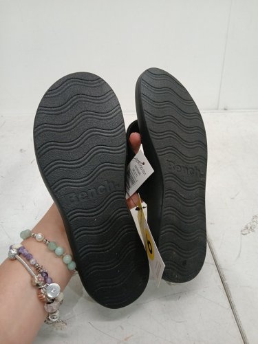 WOMEN'S BENCH SANDALS - SIZE 6 - BLACK (STYLE: 5220006) image 3