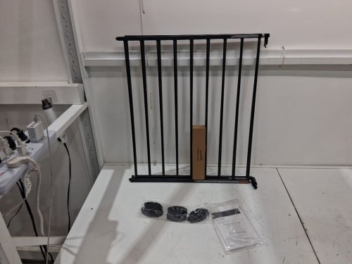 MUNCHKIN PUSH TO CLOSE BABY GATE FOR STAIRS WITH HARDWARE - fits up to 45" wide - BLACK (MODEL: 46777001-SIOC/mk0001 rev4) image 3