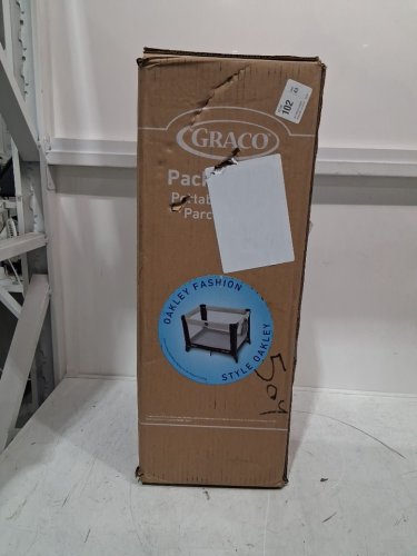 GRACO PACK N' PLAY PLAYARD PORTABLE FOLDABLE PLAYPEN - OAKLEY BLACK/WHITE (MODEL: 2084226) image 2