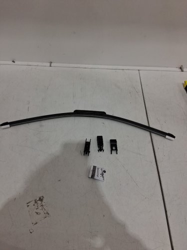 MICHELIN GUARDIAN BEAM WIPER BLADE - DRIVER SIDE - 24" - BLACK (MODEL: 1680379) image 3
