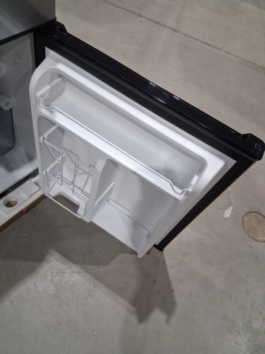 Whirlpool 3.1CuFT Mini Fridge with freezer - Stainless Steel - (Model: WH31S1E) image 6
