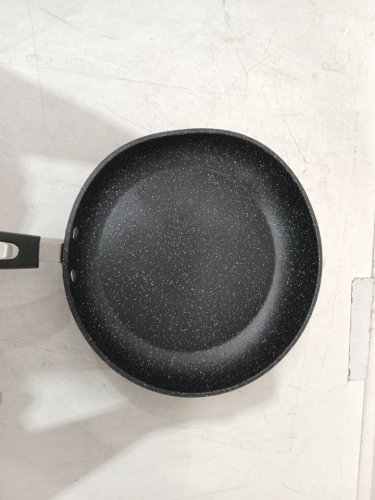 starfrit the rock classic non-stick frying pan - 10" image 4
