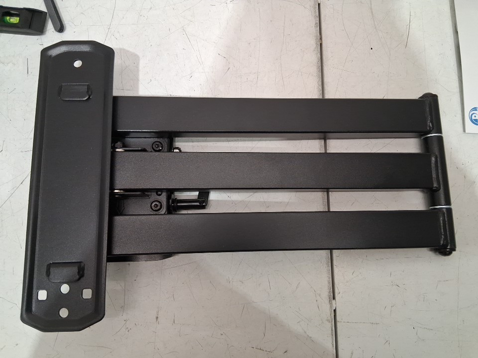 Pipishell Full-Motion Long-Arm TV Wall Mount with swivel & tilt - for 32"-75" TVs - 100lbs capacity - Black (Model: PILF18) image 6