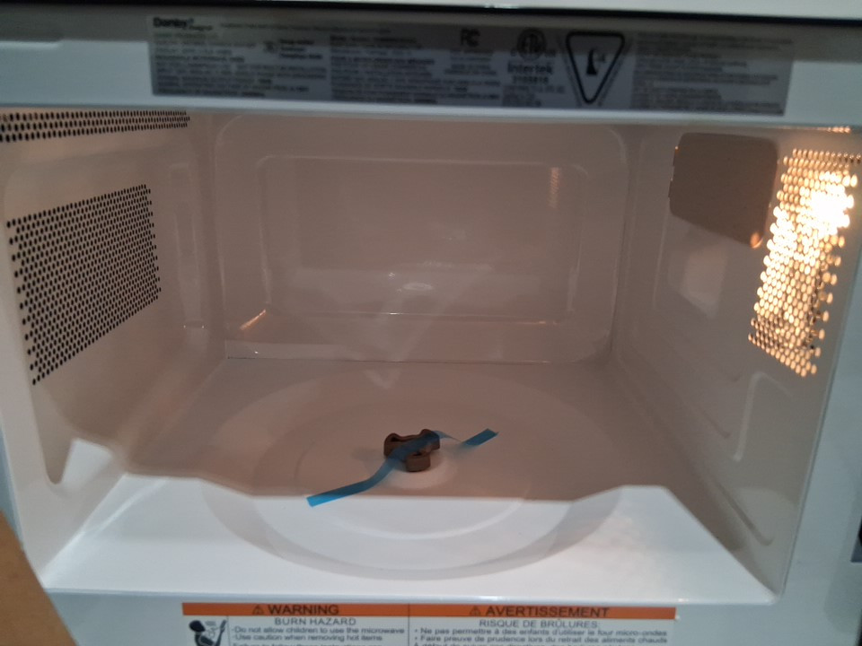 DANBY DESIGNER COUNTERTOP/UNDER CABINET DIGITAL MICROWAVE OVEN - 0.7CU.FT - STAINLESS STEEL/BLACK - (MODEL: ddmw007501g1) image 8