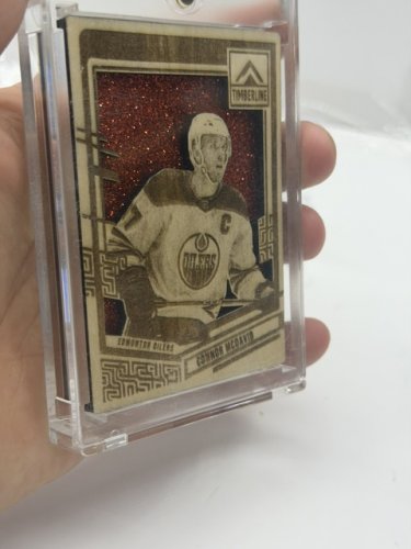 CRACK'N CARVE CUSTOM MADE TIMERLINE CONNOR MCDAVID EDMONTON OILERS WOODEN DIE CUT CARD RED SHIMMER image 3