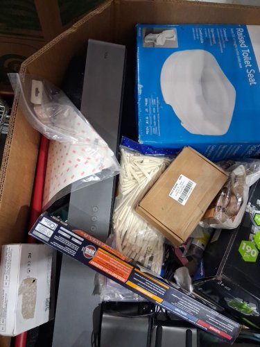 assorted MIXED item MYSTERY PALLET - VARIOUS PRODUCTS - aprox 300+ - (pallet #19) image 6