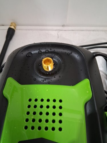 GREENWORKS COMPACT PRESSURE WASHER - 1.2GPM/13AMP/1500PSI - BLACK/GREEN (MODEL: GPW1501) image 2