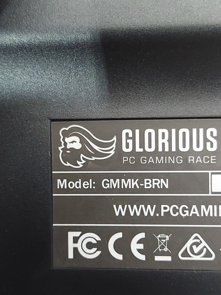 Glorious GMMK Full-Size USB wired Mechanical Gaming Keyboard - Hot Swappable, Brown Switches - black (Model: GMMK-BRN) image 6