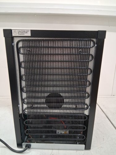 EUHOMY BEVERAGE REFRIGERATOR COOLER WITH 40°F-61°F DIGITAL TEMPERATURE CONTROL - 18L (HOLDS 25 CANS) - BLACK (MODEL: FWC008-11BL-CAEH /‎ WC-6B) image 8