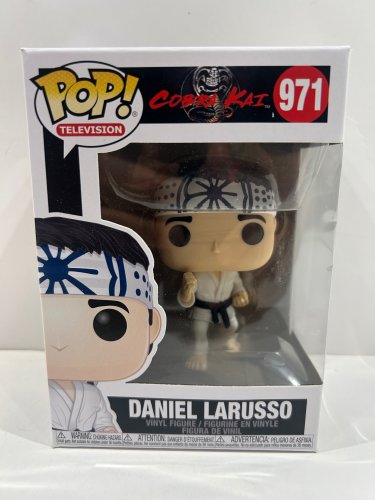 Funko pop! Television: cobra kai - Daniel larusso vinyl figure (#971) image 2