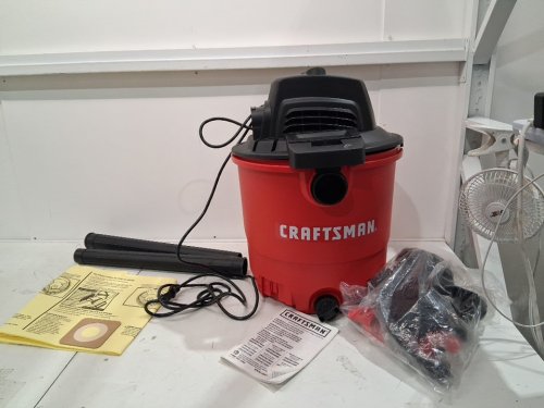 CRAFTSMAN 34 Litre (9 Gallon) 4.25 Peak HP Wet/Dry SHOP Vacuum with Attachments- BLACK/RED (MODEL: CMXEVBE17590) image 3