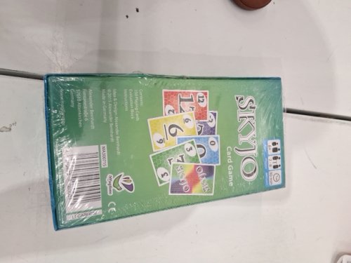 Skyjo Strategic Number Card Game for Kids, Teens & Adults - 2 TO 8 PLAYERS - (MODEL:MA300715) image 3