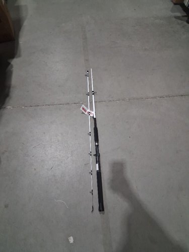 2PC UGLY STIK CARBON CASTING MEDIUM-HEAVY CAT FISHING ROD - 8FT - 15-30LB line (MODEL: ‎USCACAT802MH) image 3