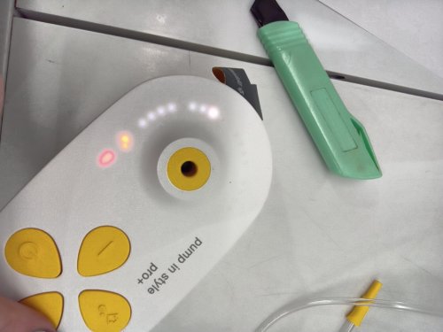 Medela Pump maxflow In Style Double Electric Breast Pump- 21mm/24mm shields image 6