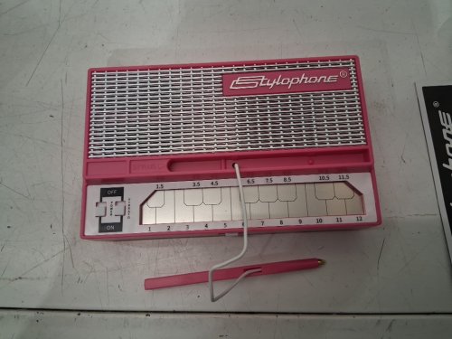 stylophone The Original Pocket Electronic Synthesizer special edition - pink image 3