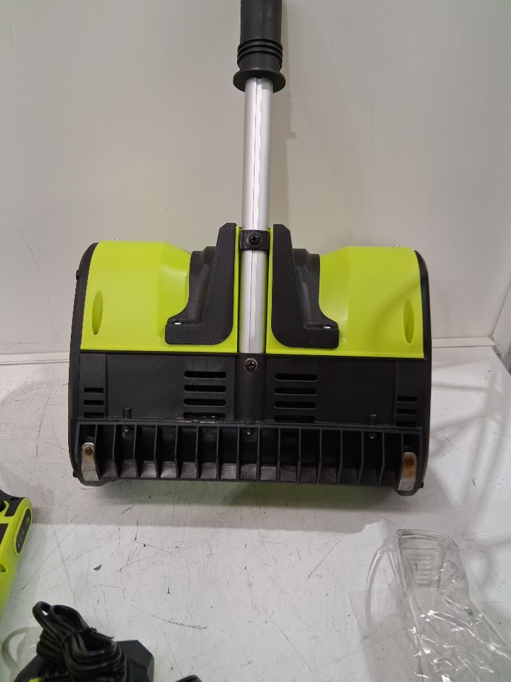 SNAPFRESH CORDLESS BRUSHLESS SNOW SHOVEL 3-SPEED ADJUSTABLE WITH 4.0AH BATTERY - 20V - 12" - GREEN MODEL: SP3011) image 6