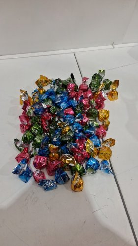 Witor's assorted Italian Truffle Hazelnut, Milk ,Coco-Raspberries and Pistachios -1kg image 3