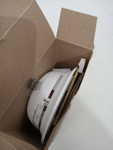 BRK smoke & carbon monoxide alarm with battery backup feature (model: SC9120BA) image 4