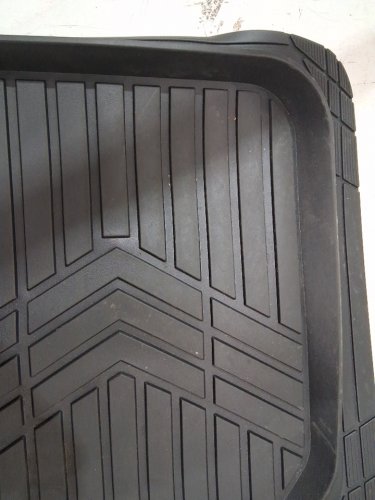 3PC amazon basics heavy duty pvc faux rubber universal car floor mats - trim to fit for 95% SUV, sedans, trucks - grey image 3