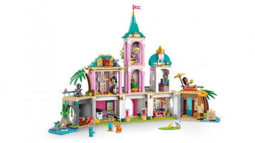 787pc Lego - Disney - princess castle and royal pets (43267) image 3