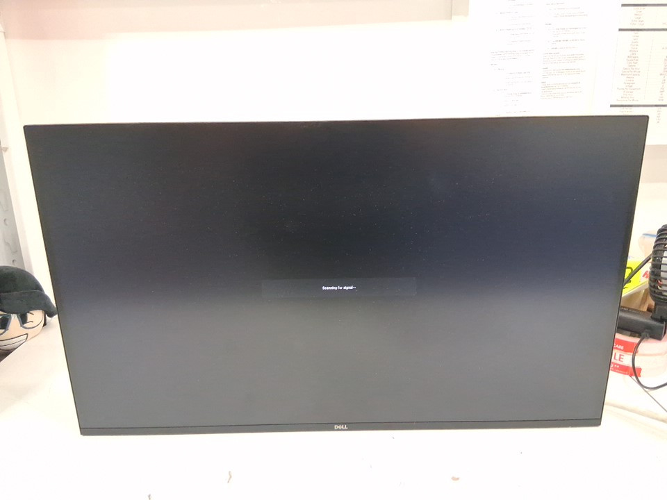Dell 27 Plus QHD USB-C Monitor with built in speakers - 16:9 RATIO - 144hz REFRESH RATE - 27" SCREEN - ASH WHITE (MODEL: S2725DC) image 11