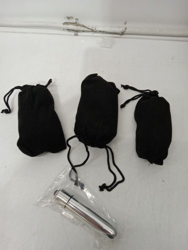 4pc Crystal Heart Stainless Steel Butt Plug Set with Carrying Bags and Bullet Vibrator image 4
